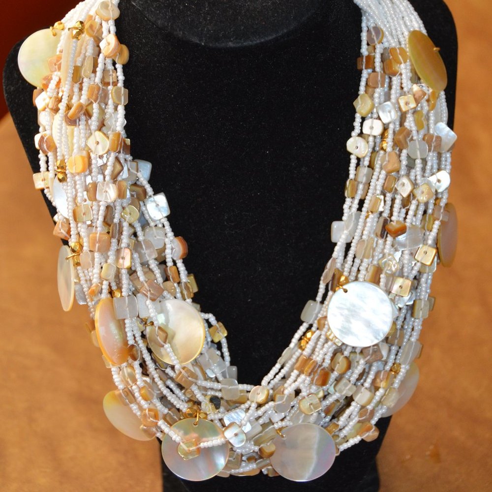 RARE VINTAGE STATEMENT RUNWAY JOSE MARIA BARRERA PEARL 28 STRANDS BEACH NECKLACE